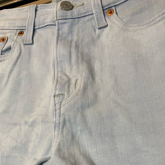 Levi’s High Waisted Distressed Shorts - Picture 3 of 7